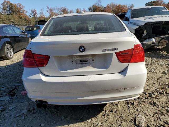 WBAPH7C53BE683337 - 2011 BMW 328 I WHITE photo 6