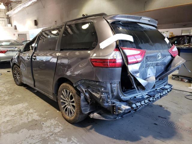 5TDYZ3DC8KS002948 - 2019 TOYOTA SIENNA XLE GRAY photo 2