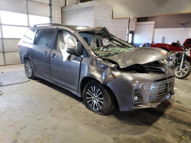 5TDYZ3DC8KS002948 - 2019 TOYOTA SIENNA XLE GRAY photo 4