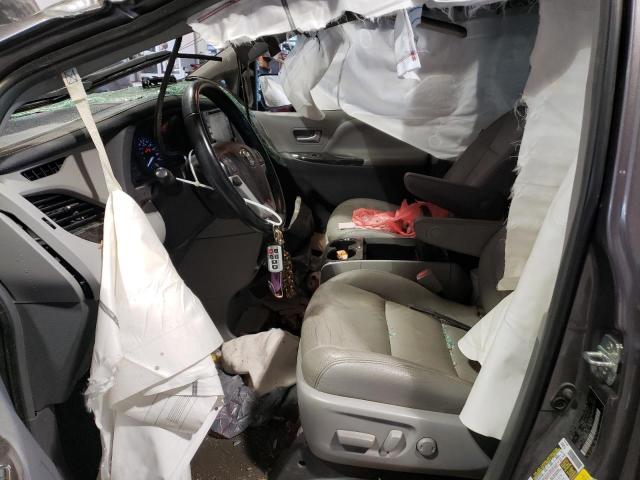 5TDYZ3DC8KS002948 - 2019 TOYOTA SIENNA XLE GRAY photo 7