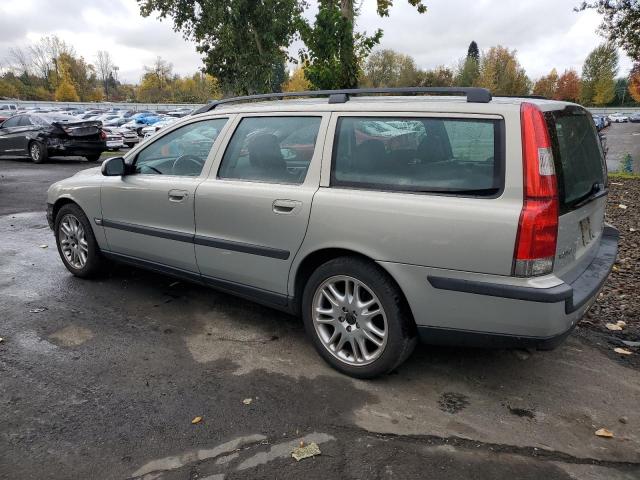 YV1SW53D531287511 - 2003 VOLVO V70 T5 TURBO SILVER photo 2