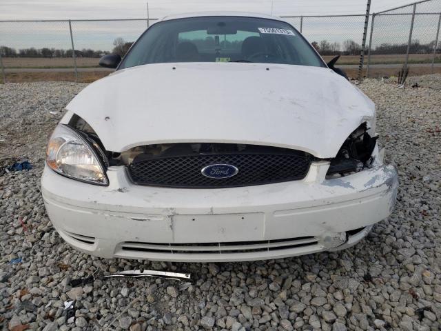 1FAFP53UX6A133410 - 2006 FORD TAURUS SE WHITE photo 5