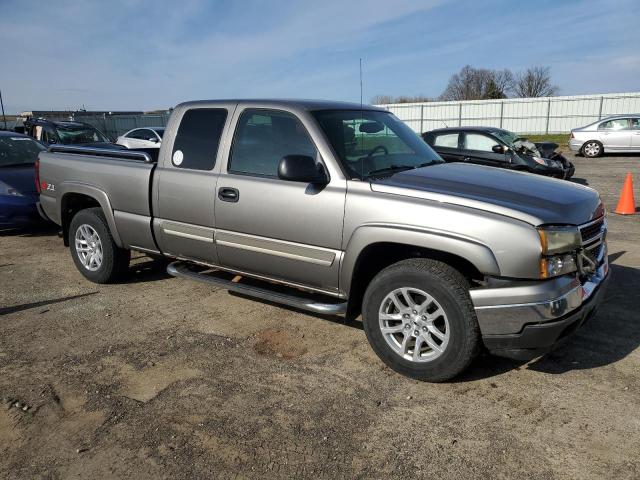 1GCEK19Z27Z205459 - 2007 CHEVROLET SILVERADO K1500 CLASSIC GRAY photo 4