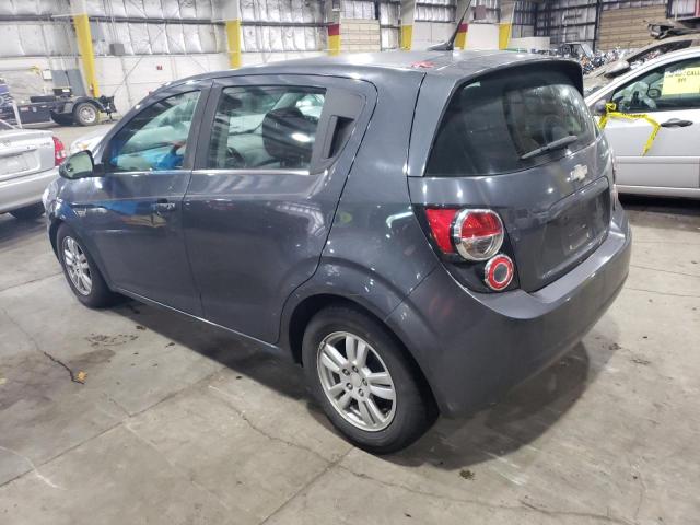 1G1JC6SH3D4192538 - 2013 CHEVROLET SONIC LT GRAY photo 2