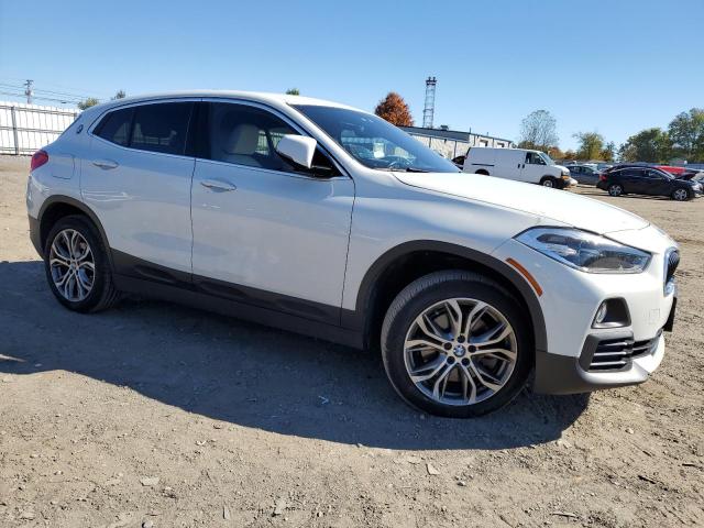 WBXYJ5C36JEF71960 - 2018 BMW X2 XDRIVE28I WHITE photo 4