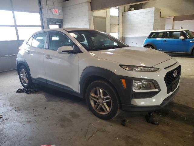 KM8K12AAXJU172003 - 2018 HYUNDAI KONA SE WHITE photo 4