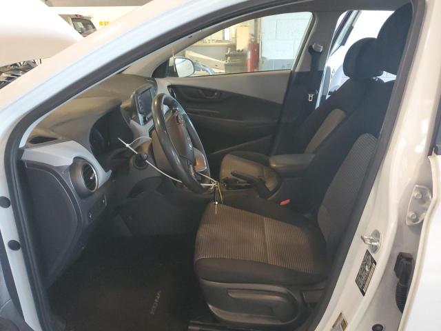 KM8K12AAXJU172003 - 2018 HYUNDAI KONA SE WHITE photo 7