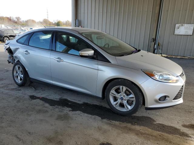 1FADP3F25EL389334 - 2014 FORD FOCUS SE SILVER photo 4