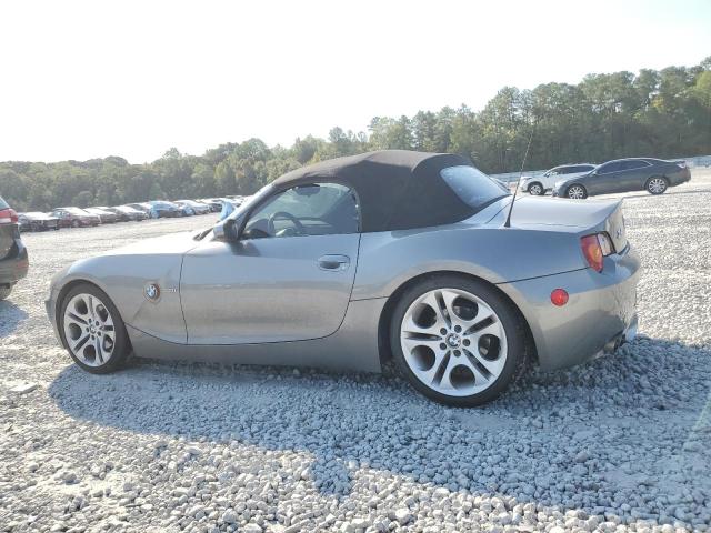 4USBT53524LT26868 - 2004 BMW Z4 3.0 GRAY photo 2