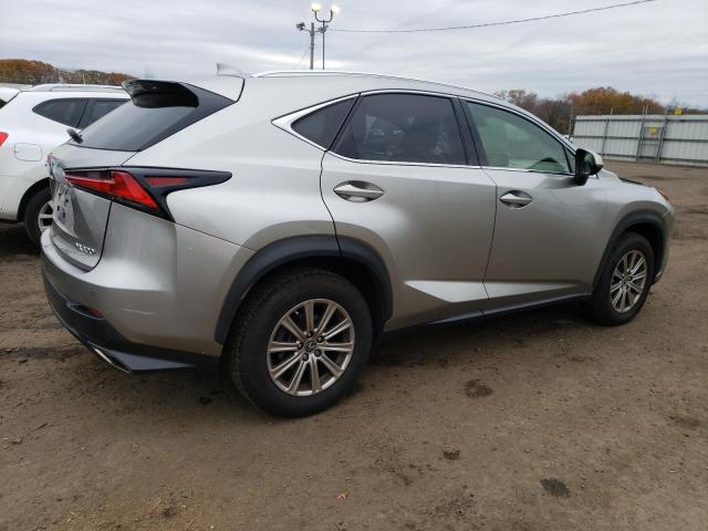JTJBARBZ9K2209313 - 2019 LEXUS NX 300 BASE 银色 照片 3