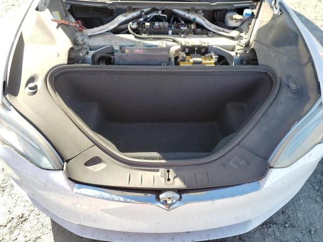 5YJSA1E17GF164788 - 2016 TESLA MODEL S WHITE photo 11