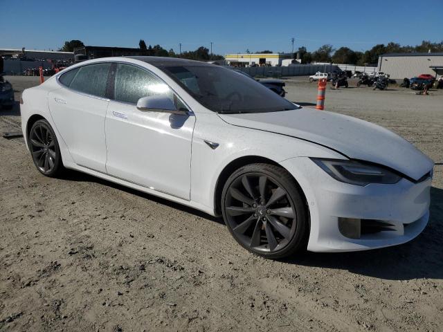 5YJSA1E17GF164788 - 2016 TESLA MODEL S WHITE photo 4