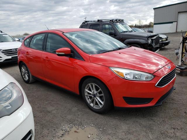 1FADP3K29GL269206 - 2016 FORD FOCUS SE RED photo 4
