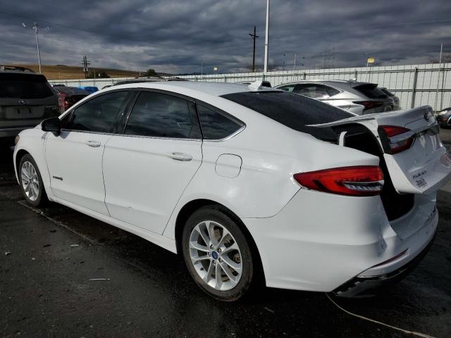 3FA6P0LU7KR106796 - 2019 FORD FUSION SE WHITE photo 2