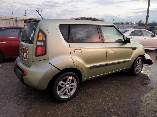 KNDJT2A2XA7191779 - 2010 KIA SOUL + GREEN photo 3