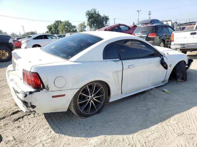 1FAFP40684F177146 - 2004 FORD MUSTANG WHITE photo 3