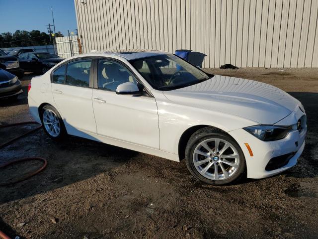 WBA8E1G54HNU12493 - 2017 BMW 320 I WHITE photo 4