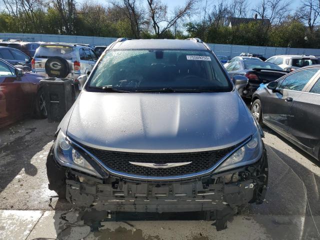 2C4RC1BGXJR214175 - 2018 CHRYSLER PACIFICA TOURING L GRAY photo 5