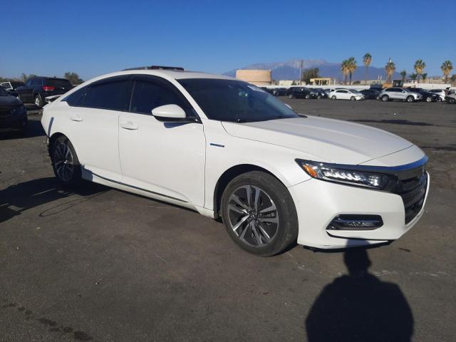 1HGCV3F43KA012202 - 2019 HONDA ACCORD HYBRID EX WHITE photo 4