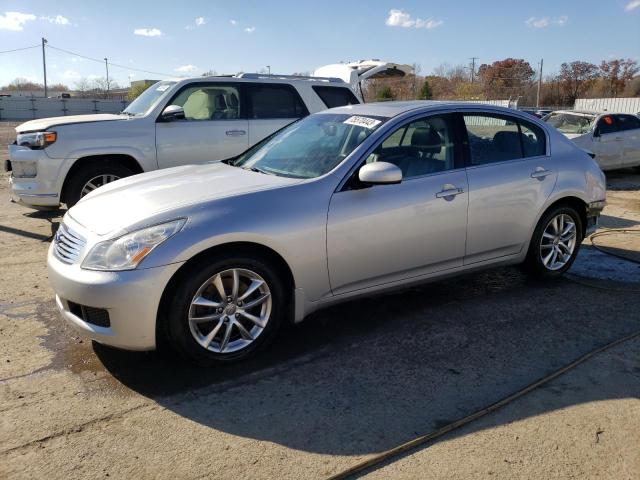 JNKBV61F08M251992 - 2008 INFINITI G35 SILVER photo 1