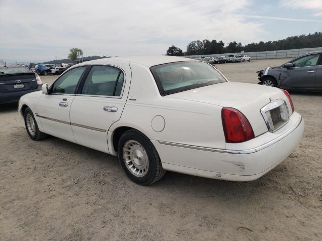 1LNHM81W8XY664904 - 1999 LINCOLN TOWN CAR EXECUTIVE WHITE photo 2