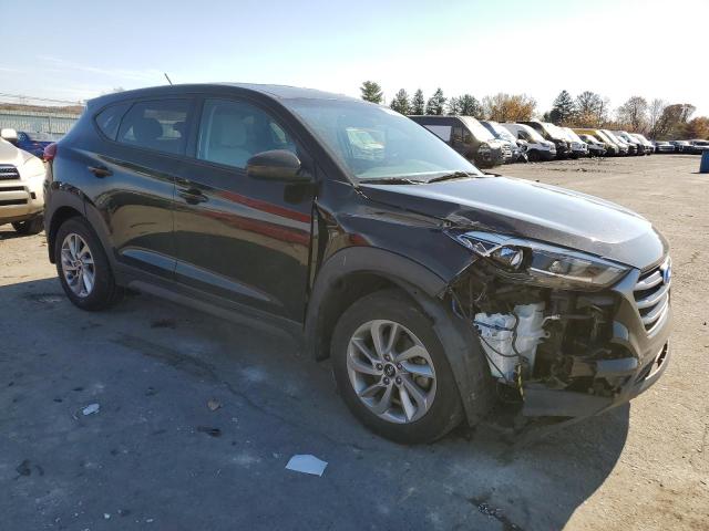 KM8J2CA46JU775152 - 2018 HYUNDAI TUCSON SE BLACK photo 4