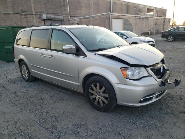 2A4RR8DG1BR746396 - 2011 CHRYSLER TOWN & COU TOURING L SILVER photo 4