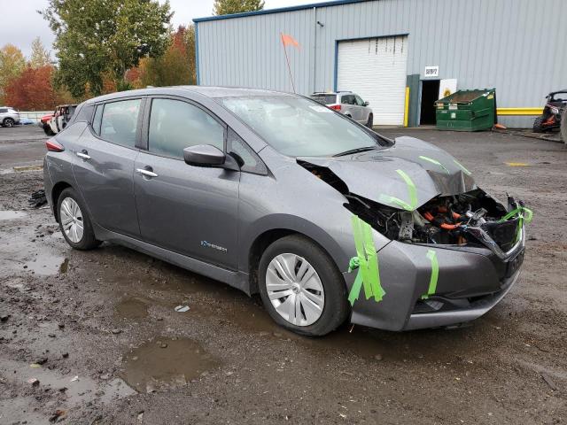 1N4AZ1CP5KC304103 - 2019 NISSAN LEAF S GRAY photo 4