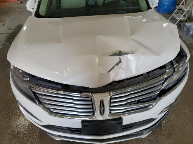 5LMCJ3D93GUJ12811 - 2016 LINCOLN MKC RESERVE WHITE photo 11