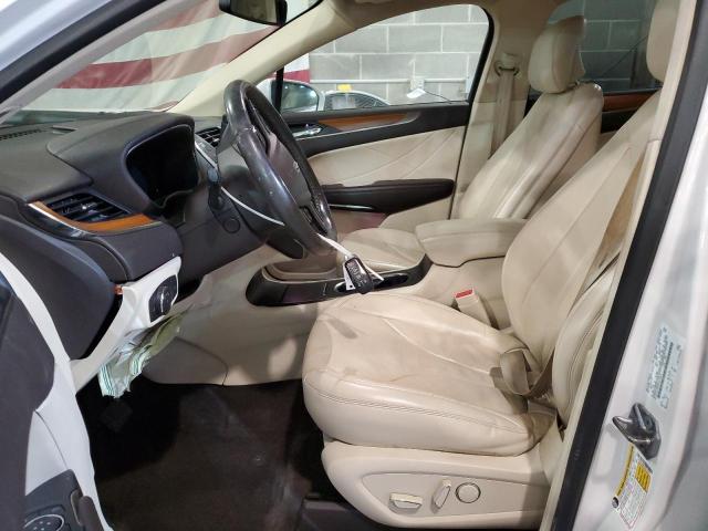 5LMCJ3D93GUJ12811 - 2016 LINCOLN MKC RESERVE WHITE photo 7