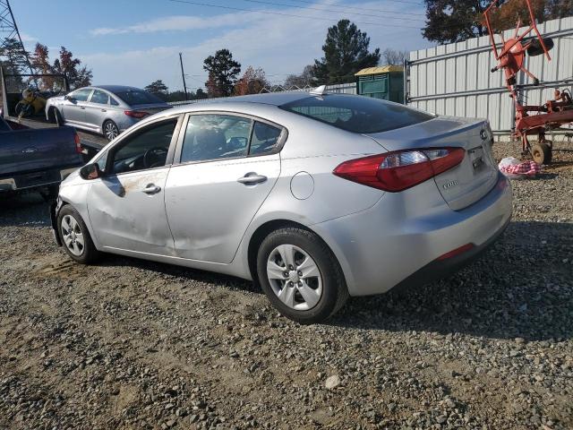 KNAFK4A69G5604378 - 2016 KIA FORTE LX SILVER photo 2