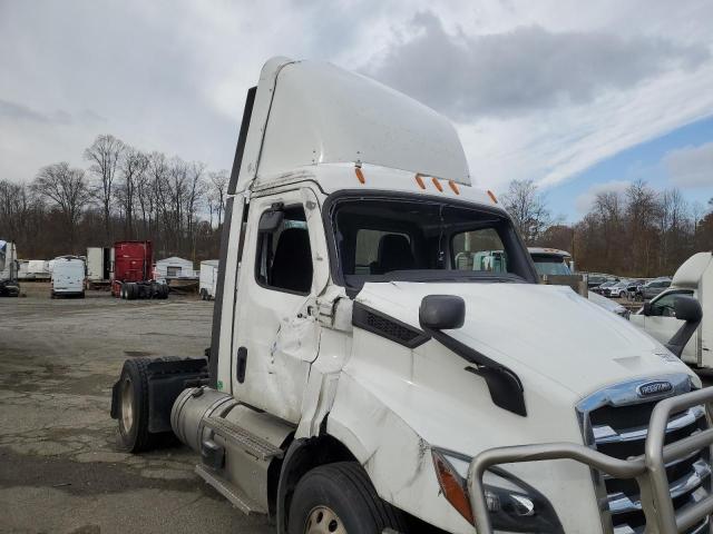 3AKBHTDV0PDUP1973 - 2023 FREIGHTLINER CASCADIA 1 WHITE photo 9