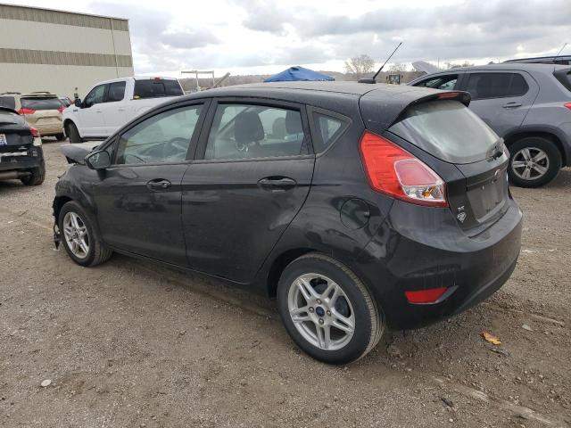 3FADP4EJ0JM104482 - 2018 FORD FIESTA SE BLACK photo 2