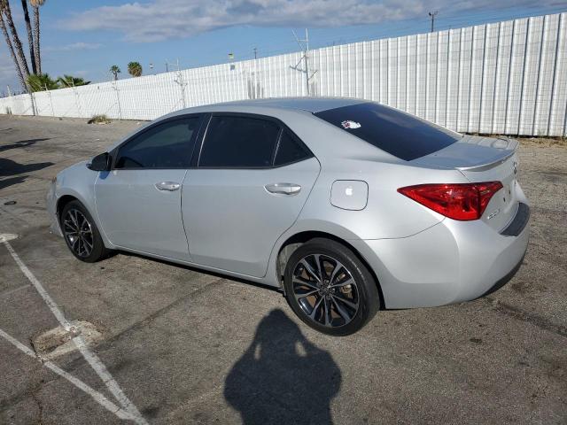 5YFBURHE8JP817533 - 2018 TOYOTA COROLLA L WHITE photo 2