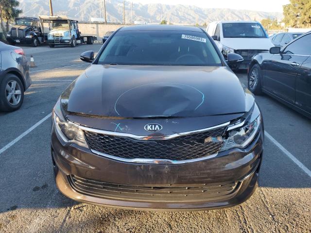 KNAGT4L35J5239001 - 2018 KIA OPTIMA LX BLACK photo 5