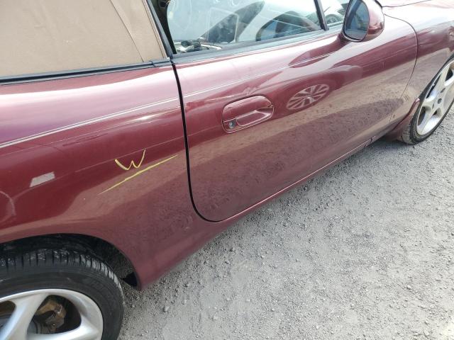 JM1NB353130302180 - 2003 MAZDA MX-5 MIATA BASE RED photo 12