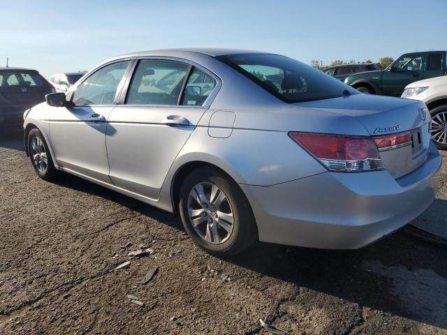 1HGCP2F61BA135728 - 2011 HONDA ACCORD SE SILVER photo 2