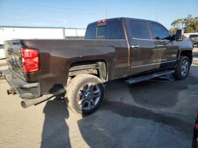 1GC1KXEY3JF156005 - 2018 CHEVROLET SILVERADO K2500 HIGH COUNTRY BROWN photo 3