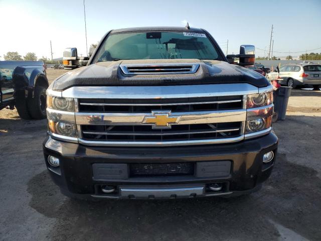 1GC1KXEY3JF156005 - 2018 CHEVROLET SILVERADO K2500 HIGH COUNTRY BROWN photo 5