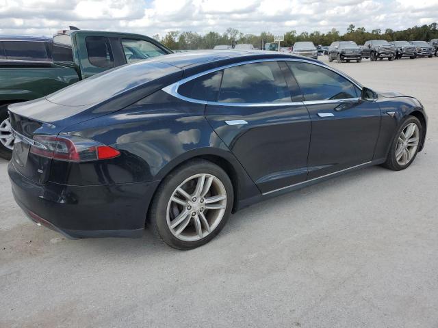 5YJSA1H11EFP44983 - 2014 TESLA MODEL S Սև լուսանկար 3