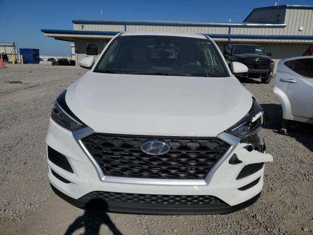 KM8J23A41LU163671 - 2020 HYUNDAI TUCSON SE WHITE photo 5