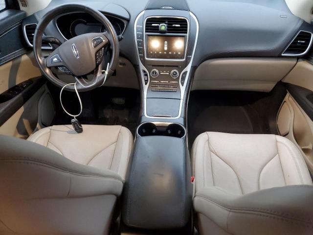 2LMPJ8LRXHBL30565 - 2017 LINCOLN MKX RESERVE GOLD photo 8