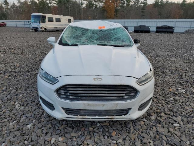 1FA6P0H77G5107105 - 2016 FORD FUSION SE WHITE photo 5