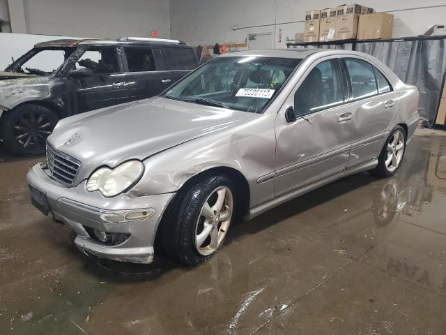 WDBRF52H96E020490 - 2006 MERCEDES-BENZ C 230 GRAY photo 1