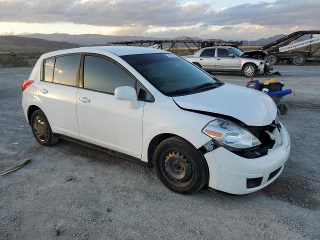 3N1BC13EX9L461397 - 2009 NISSAN VERSA S WHITE photo 4