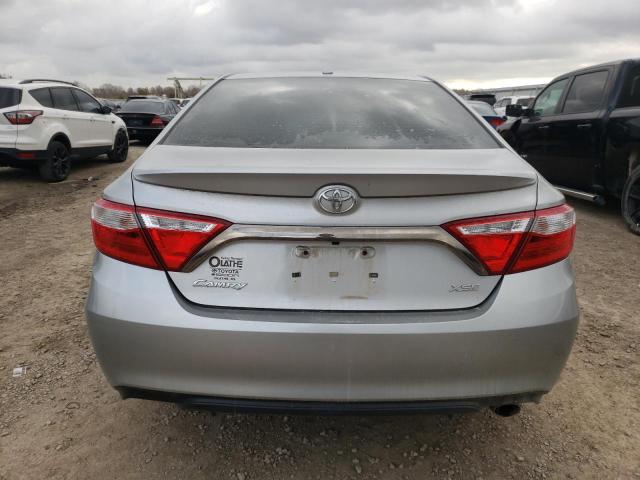 4T1BF1FK7GU518241 - 2016 TOYOTA CAMRY LE SILVER photo 6