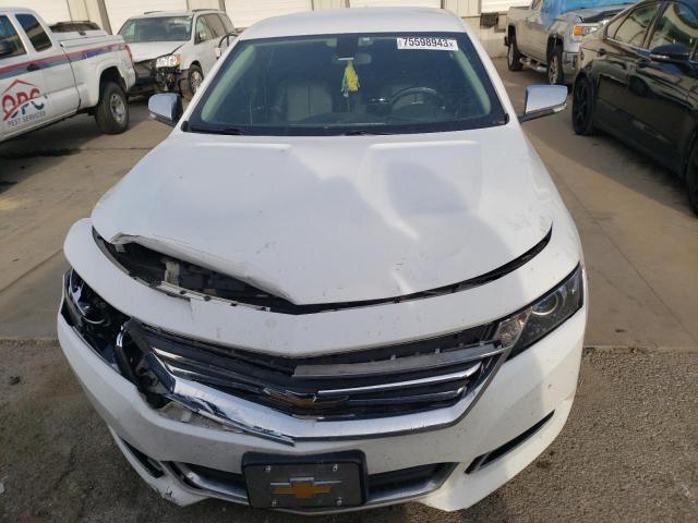 2G1105S39J9129895 - 2018 CHEVROLET IMPALA LT WHITE photo 5