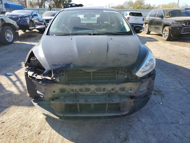 1FADP3F20GL389695 - 2016 FORD FOCUS SE BLACK photo 5