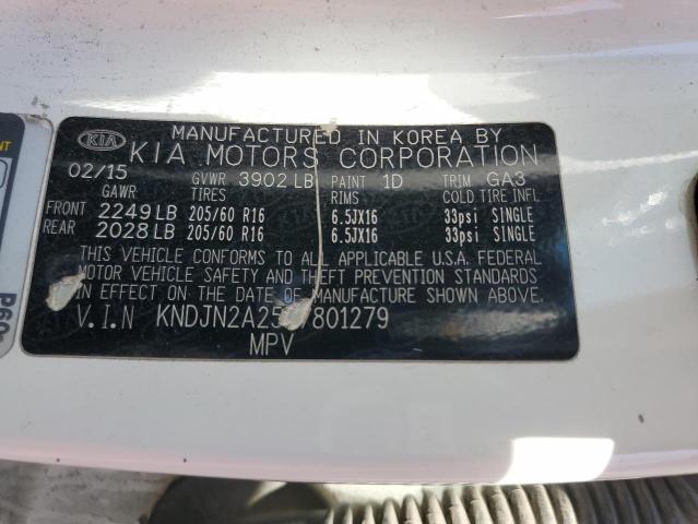 KNDJN2A25F7801279 - 2015 KIA SOUL WHITE photo 12