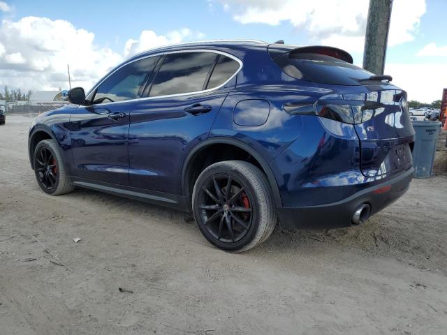 ZASFAKBN1J7B64465 - 2018 ALFA ROMEO STELVIO TI BLUE photo 2